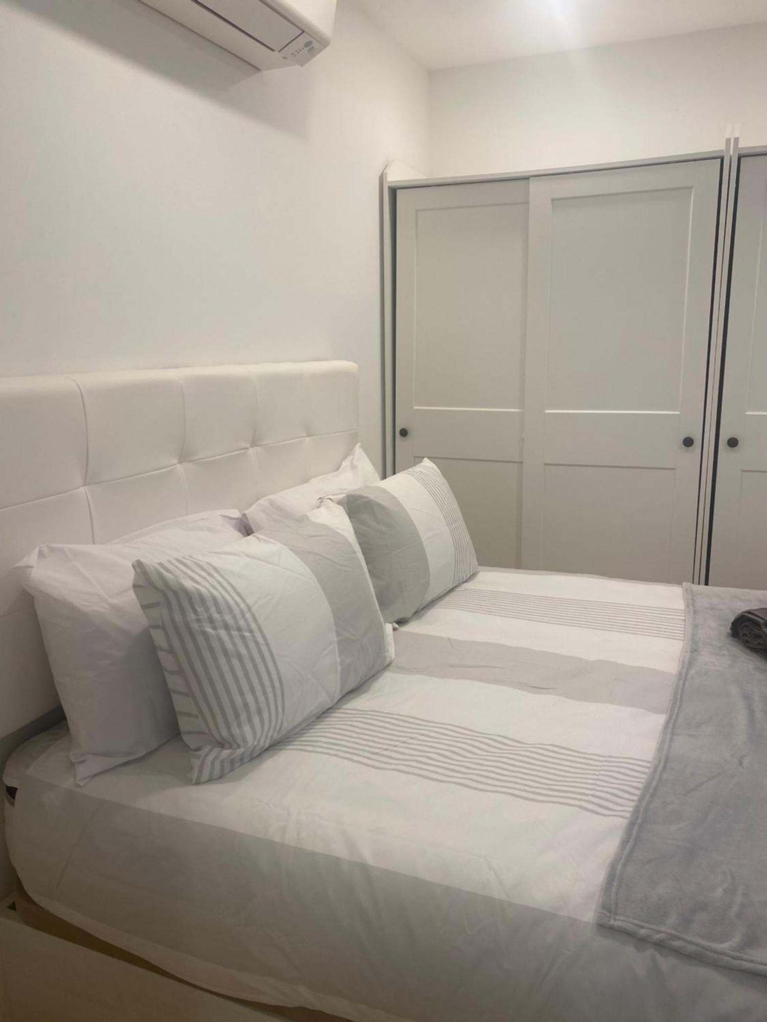 Cp Top Floor Luxury Studio With Spa And Pool Gibraltar Zewnętrze zdjęcie