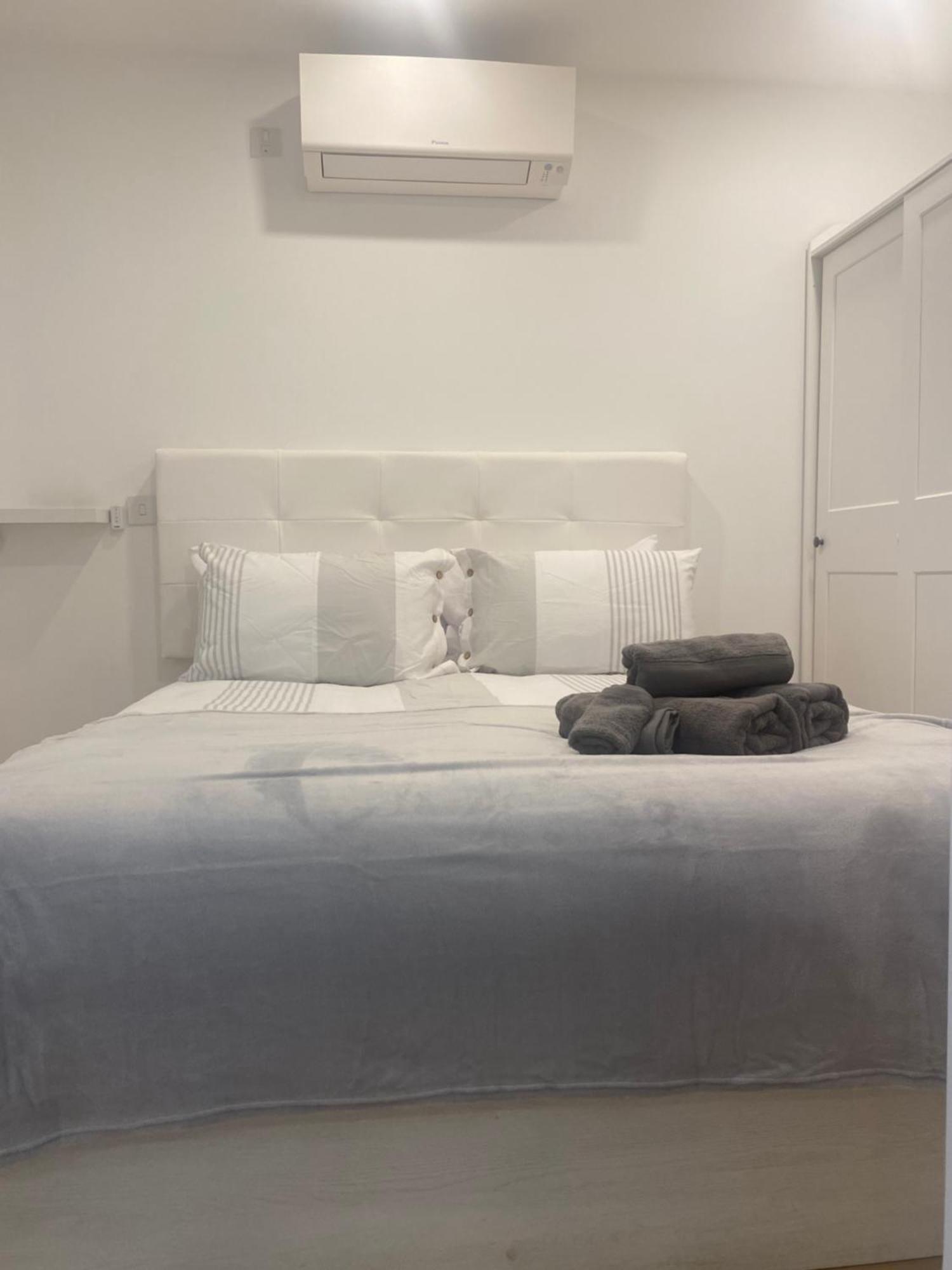 Cp Top Floor Luxury Studio With Spa And Pool Gibraltar Zewnętrze zdjęcie